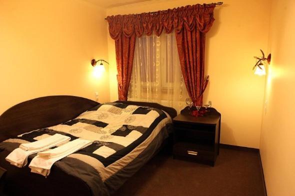 Hotel Andersen Rzeszów Δωμάτιο φωτογραφία